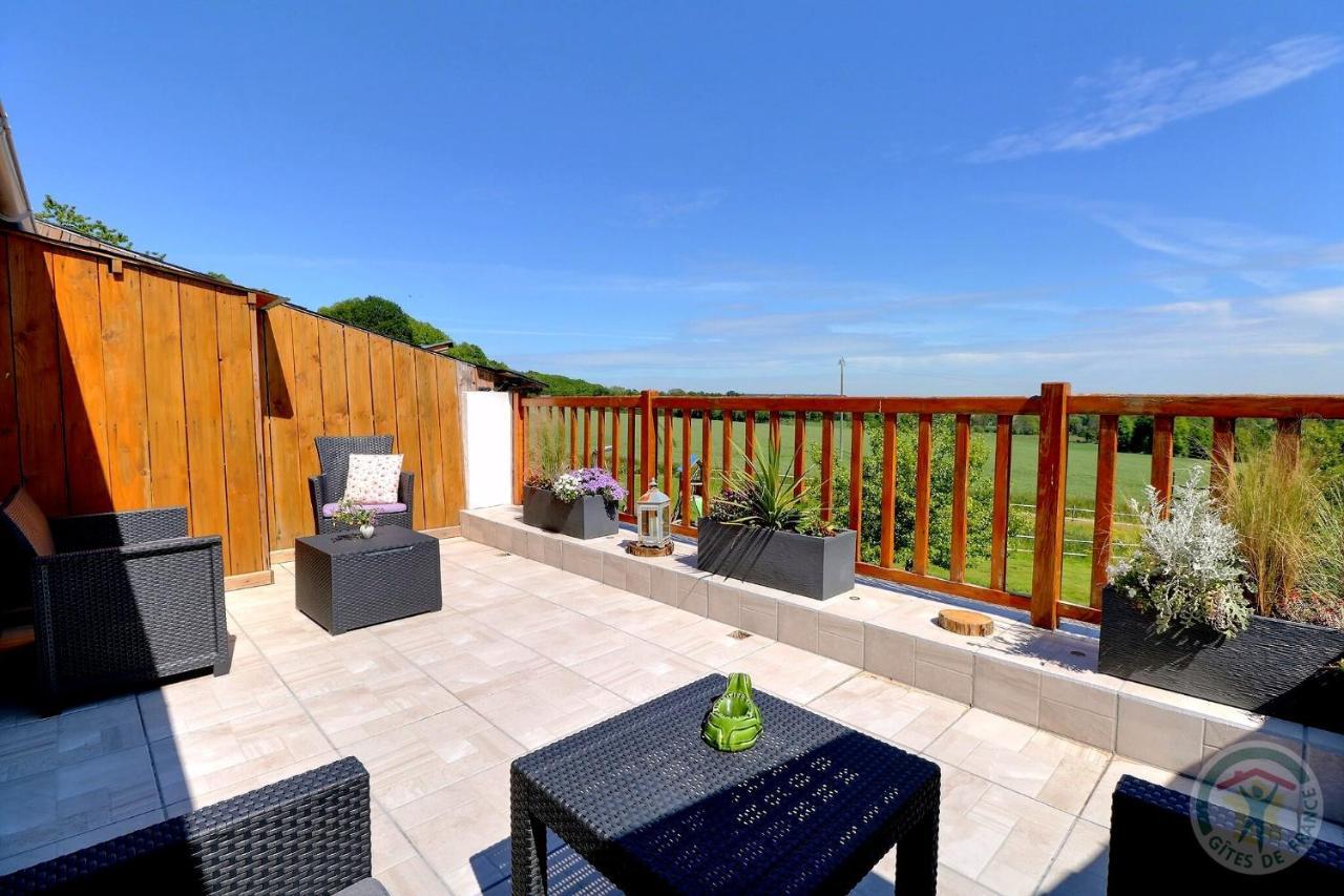 Les Bouyeres Bed and Breakfast Saint-Malon-sur-Mel Εξωτερικό φωτογραφία