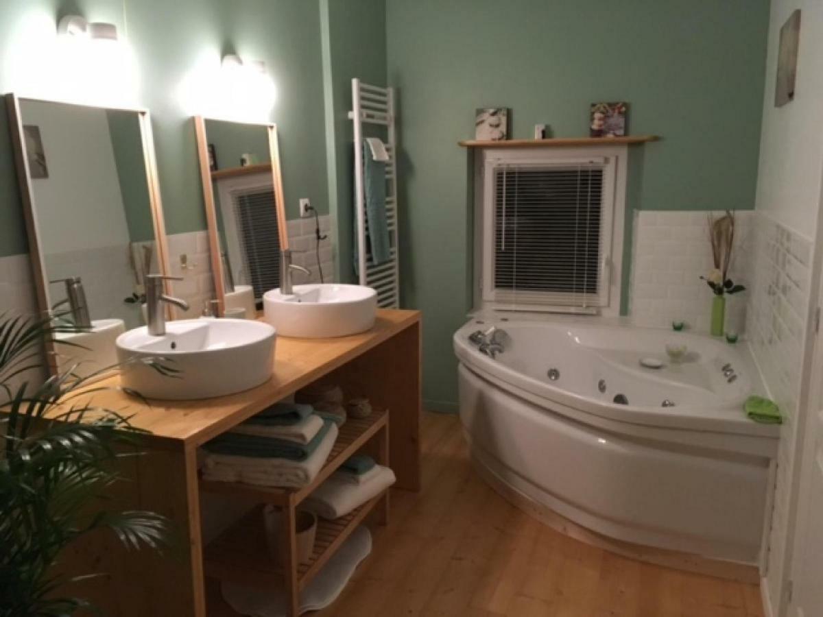 Les Bouyeres Bed and Breakfast Saint-Malon-sur-Mel Εξωτερικό φωτογραφία