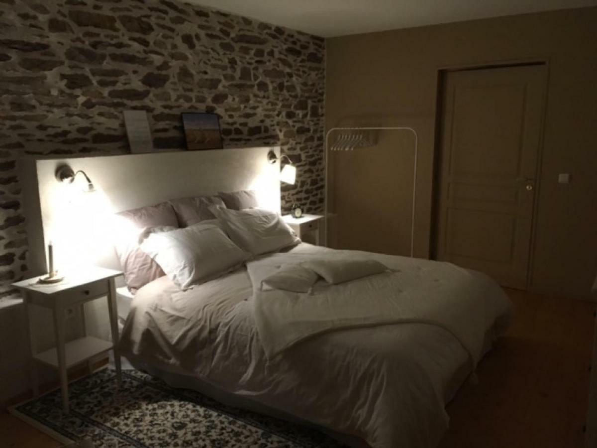 Les Bouyeres Bed and Breakfast Saint-Malon-sur-Mel Εξωτερικό φωτογραφία